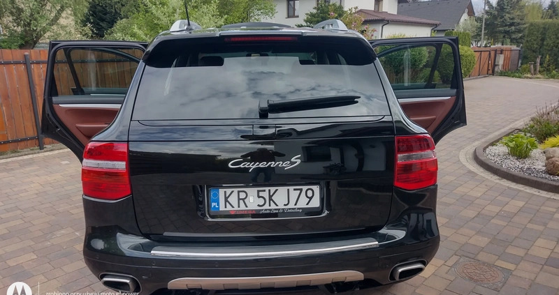 Porsche Cayenne cena 48500 przebieg: 295387, rok produkcji 2007 z Niepołomice małe 407